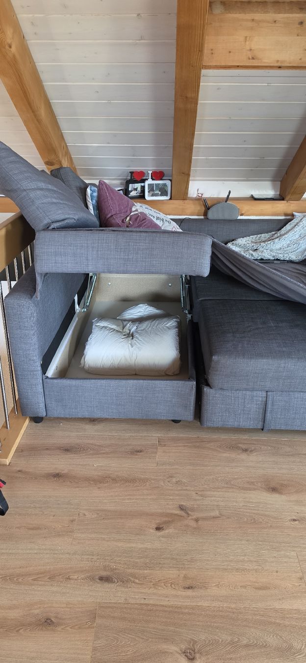 Sofas: Graues Ecksofa mit Schlaffunktion Ikea – D'occasion à Nänikon par Dome_2409 1