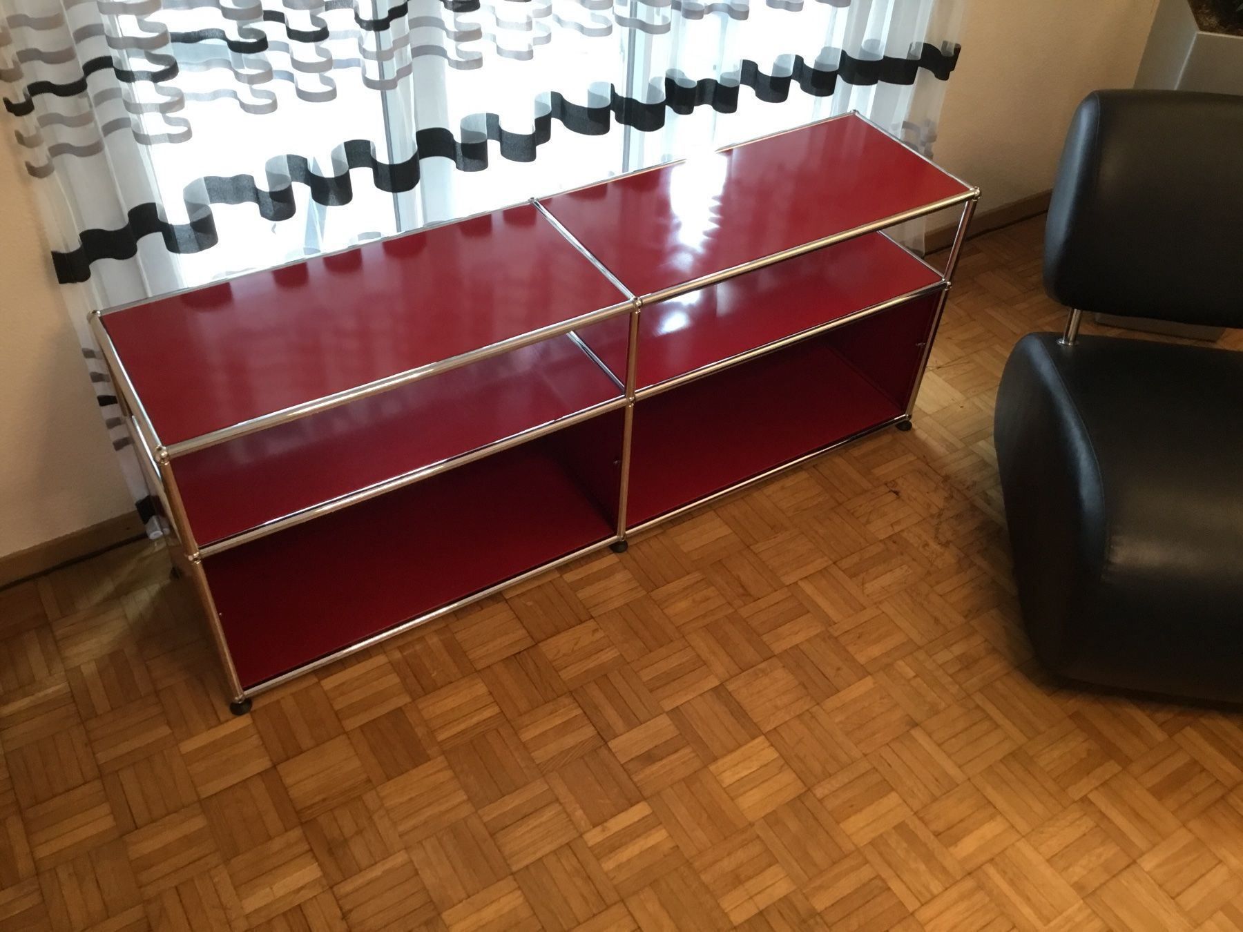 Kommoden: USM TV Lowboard Rot Lieferung Gratis – Gebraucht aus Thun von Thuno6 1