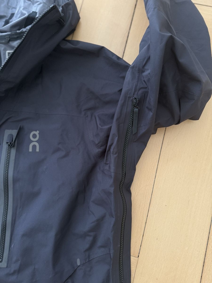 Giacche: On Storm Jacket (L) – Usato da Bern venduto da Laufsport3000 3