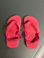 Pinke O'Neill-Badeschuehli, Gr. 24/25, perfekt für Sommer!
