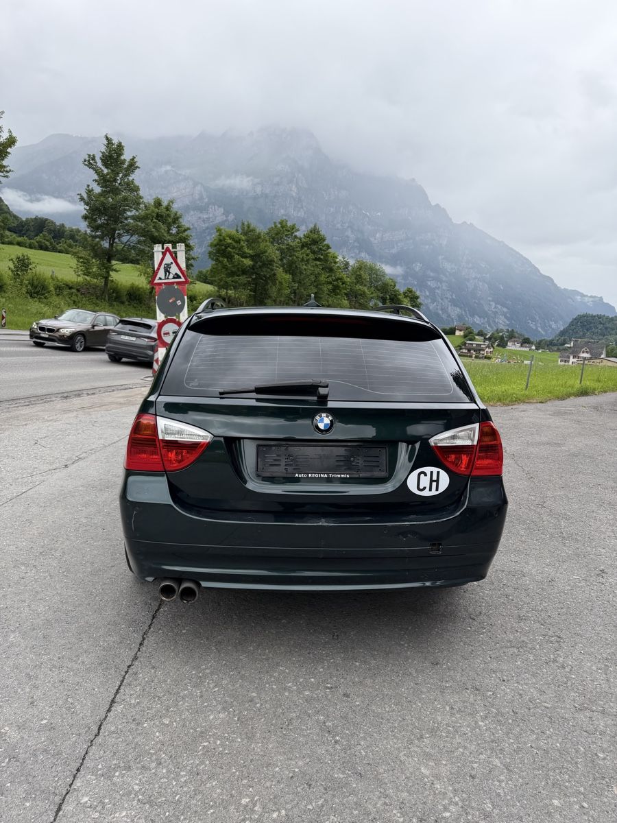 BMW Autos: Bmw 330xd touring – D'occasion à Glarus par M.B.2 2