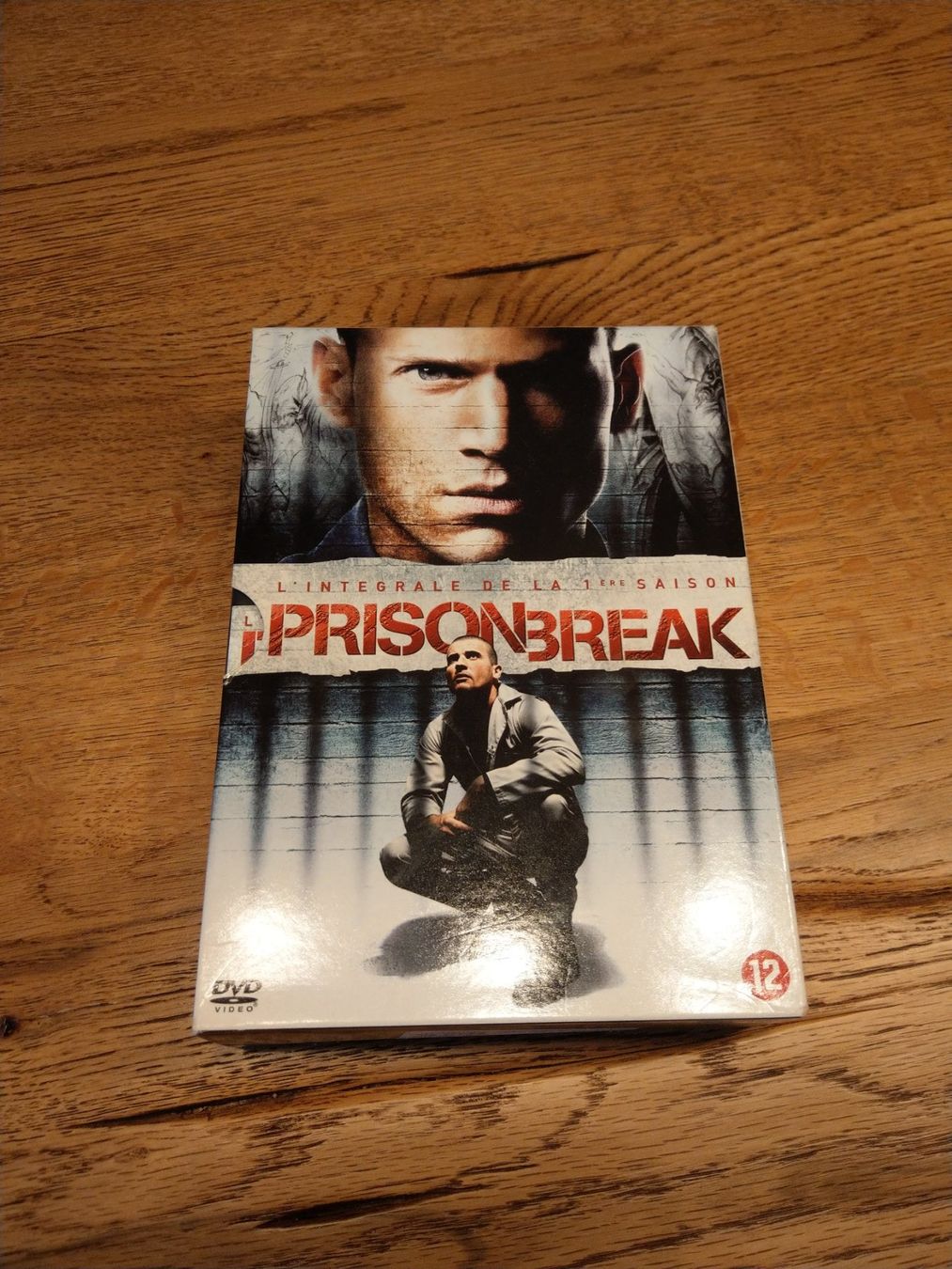 Tutti i DVDs: Prison Break saison 1 – Usato da Neyruz FR venduto da Akaraion-KFT 7