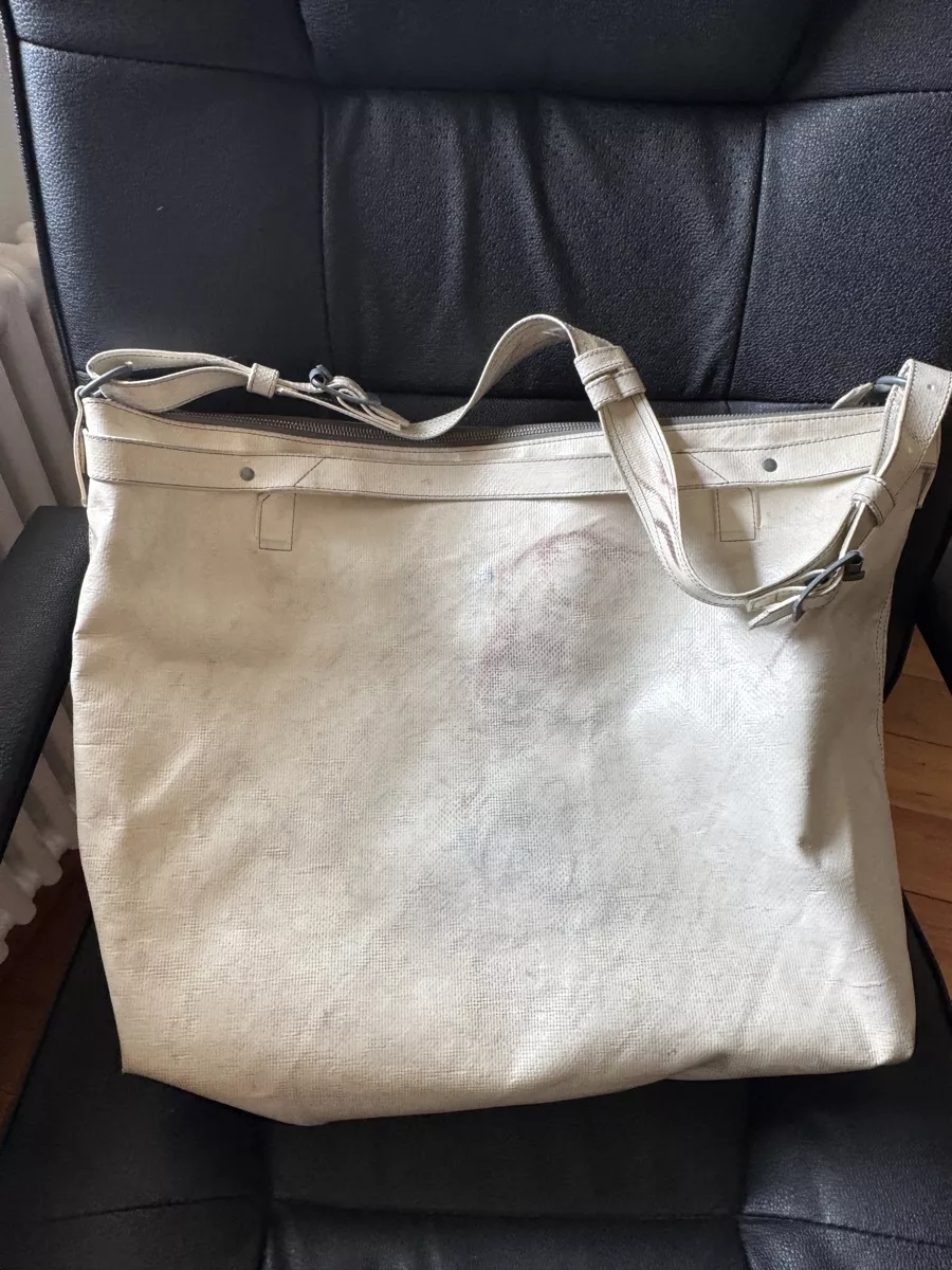 Freitag Borse: Vintage Reference Freitag Tasche weiss – Usato da Chur venduto da arxi 3
