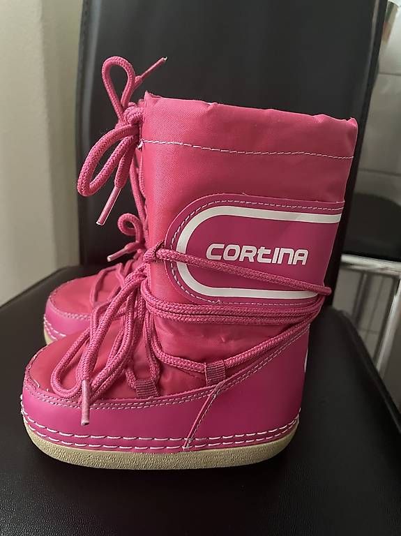 Scarpe per ragazze: Cortina Schneeboot Gr 23-25 – Usato da Luzern venduto da ani_ch