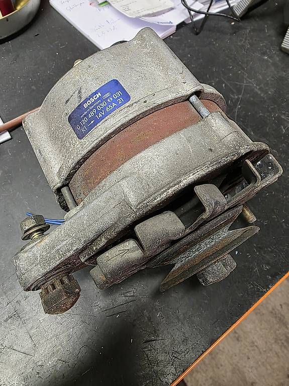 Tutti pezzi di ricambio auto: Alternator Alfa Romeo 33 – Usato da Langnau am Albis venduto da Sadisanto