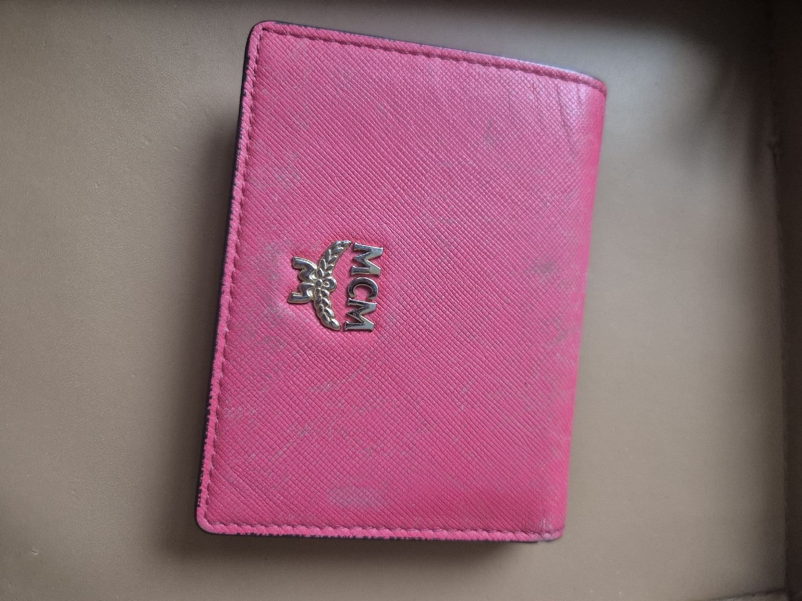 Mcm Portemonnaie: MCM Portemonnaie, Pink, ein Blickfanger! – Gebraucht aus Zürich von Inanina