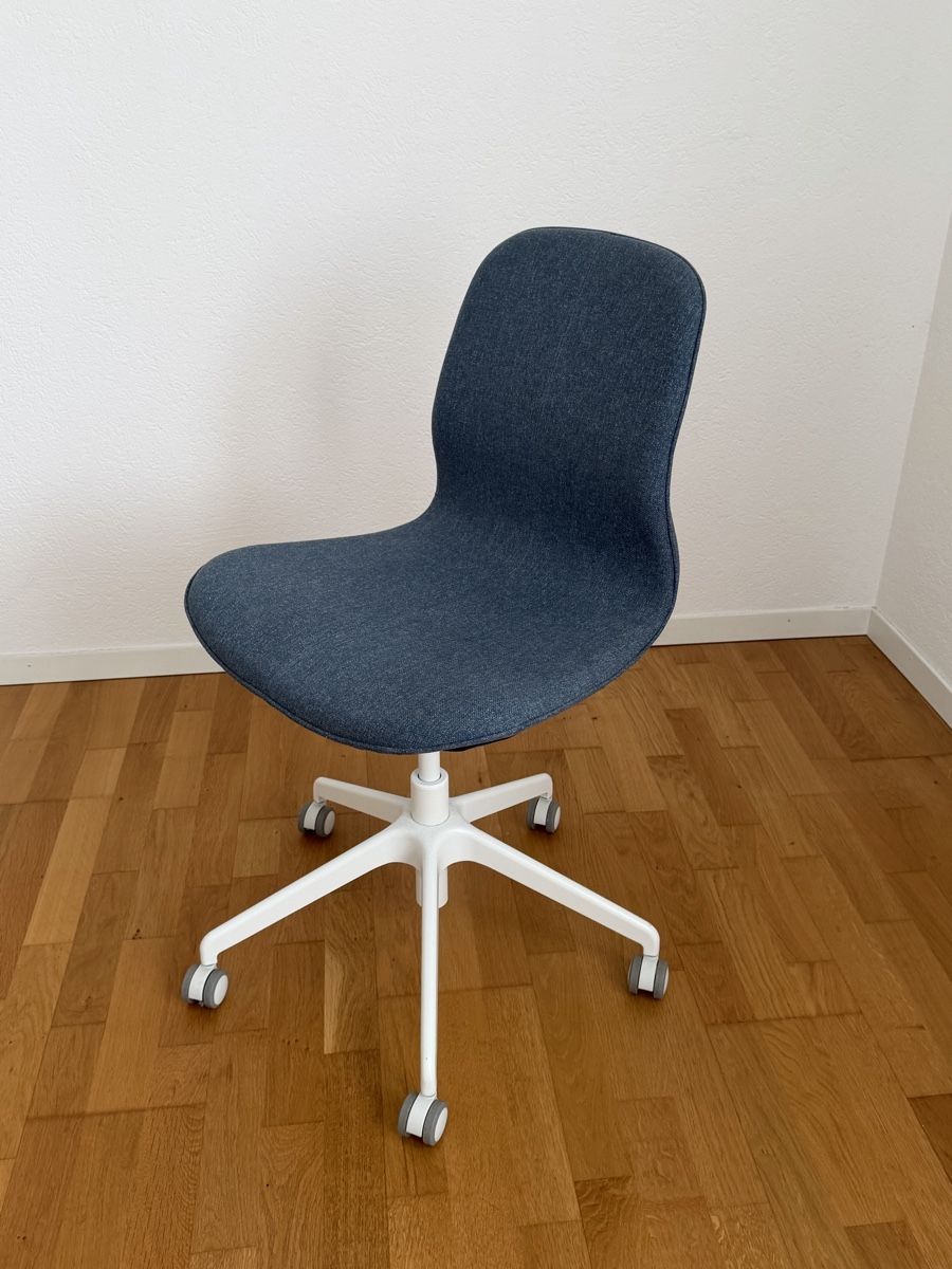 Ikea Scrivanie: IKEA Schreibtisch und Stuhl – Usato da Rapperswil SG venduto da closet.cleaning 4