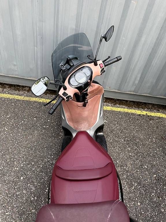 Scooter: Piaggio Beverly 350i.e ABS  – Usato da Reinach BL venduto da pan_pjc6 5