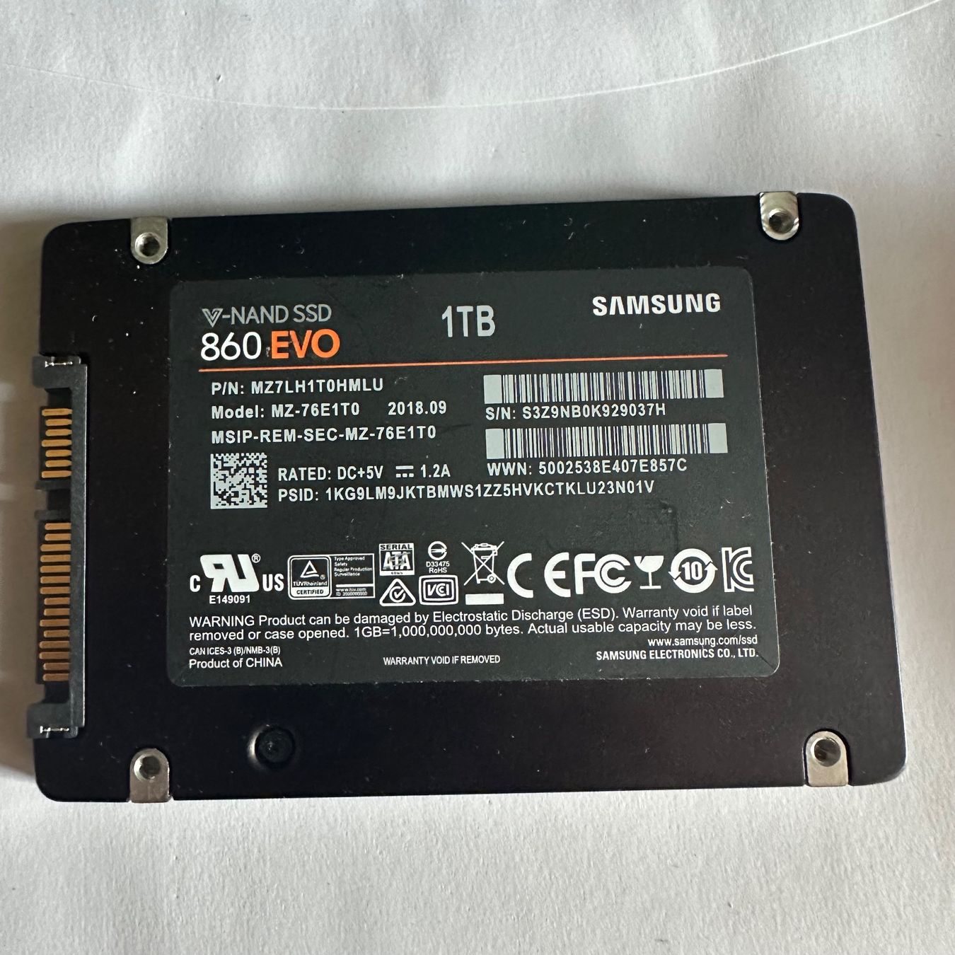 Samsung Dischi rigidi: 1TB SSD Samsung 860 EVO – Usato da St. Gallen venduto da RadiumSKX