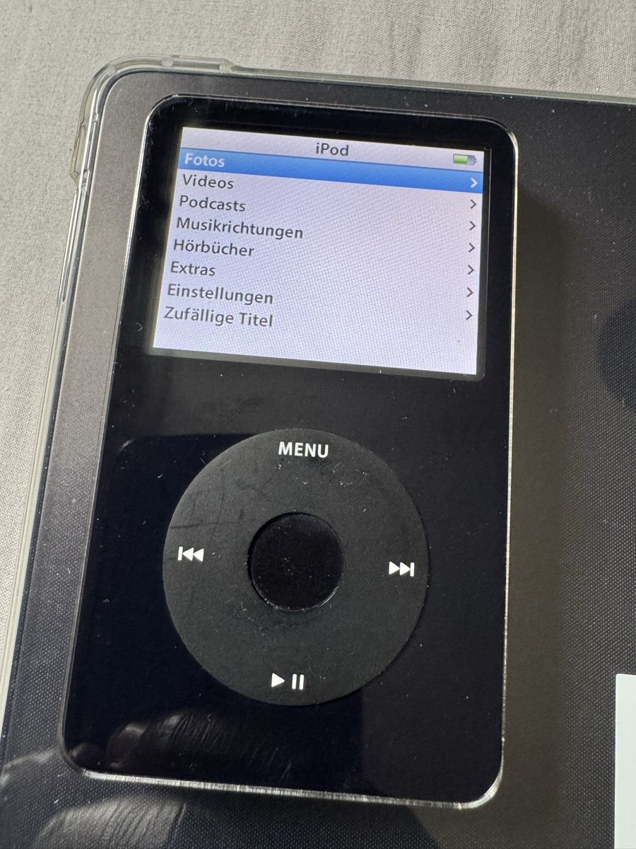 Apple Tragbarer Mediaplayer: iPod classic  – Gebraucht aus Biel/Bienne von Baol1 1