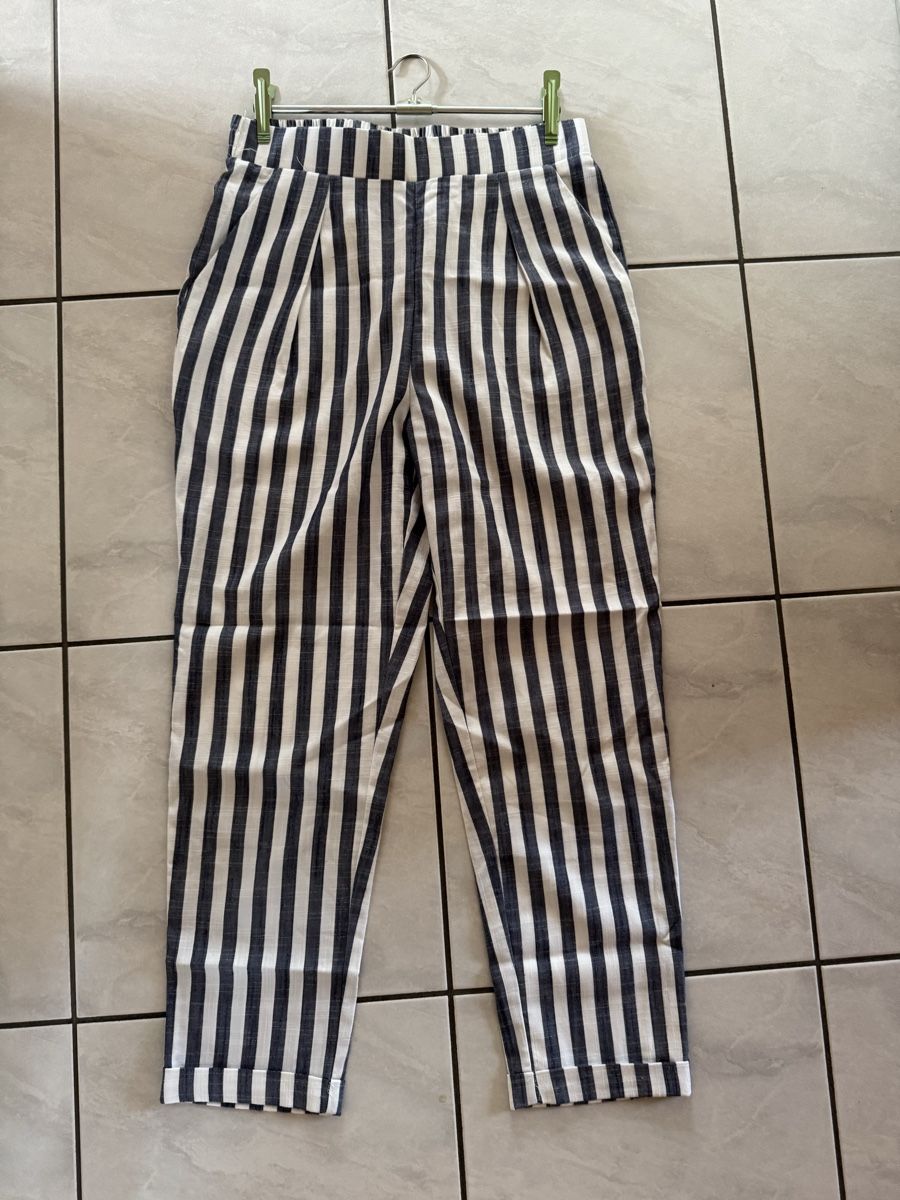 Stradivarius Pantaloni: Gestreifte Sommerhose von Stradivarius, Gr. M – Usato da Hergiswil NW venduto da kaufe_bei_kaufmann 5