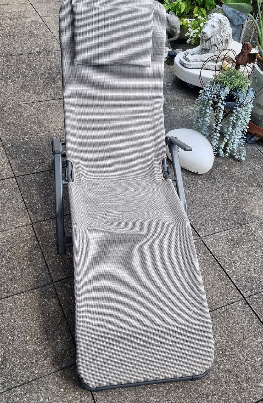 Chaises longues: Liegestuhl abthrazit – D'occasion à Buchs AG par alp_x87d