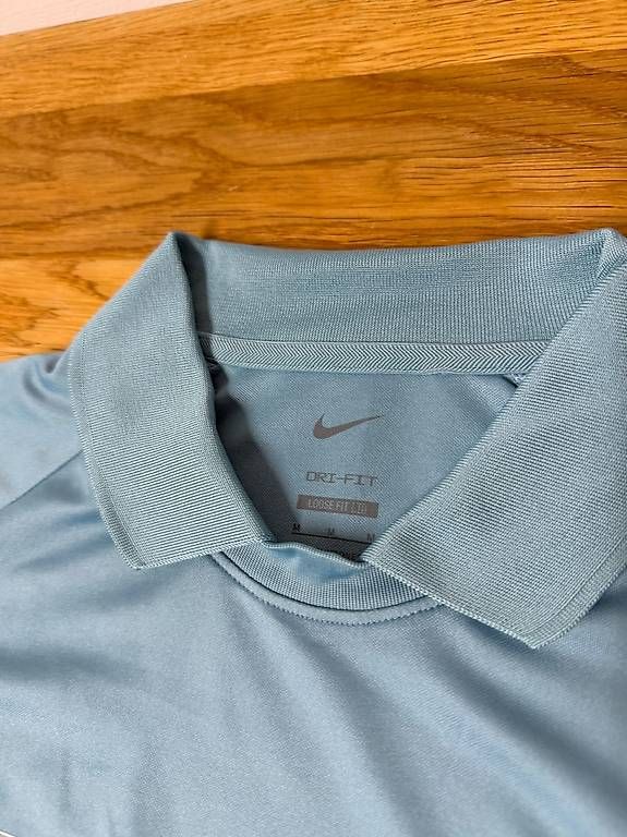 Magliette Polo: Nike Air Polo Babyblau – Usato da Churwalden venduto da vin_mc2c 2