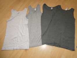 4 Unterleibchen