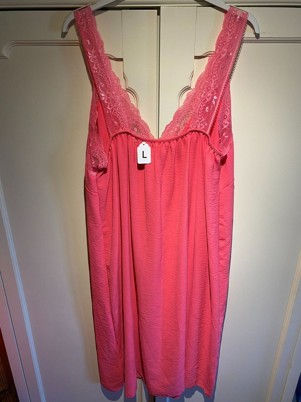 Kleider: TRÄGER SPITZENKLEID ROSA – Neu und originalverpackt aus Meienried von ManuelaBoutique 4