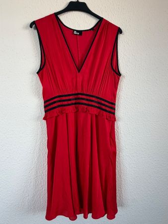 The Kooples robe sans manches rouge et noire  – Taille 1