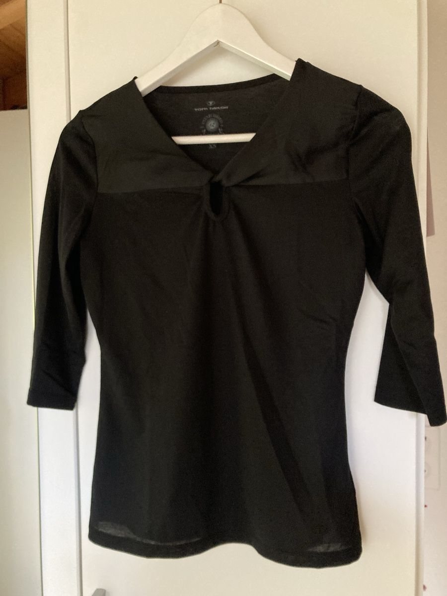 Tom Tailor T-shirt: Shirt XS schwarz Tom Tailor – Usato da Uesslingen venduto da manu-ela41