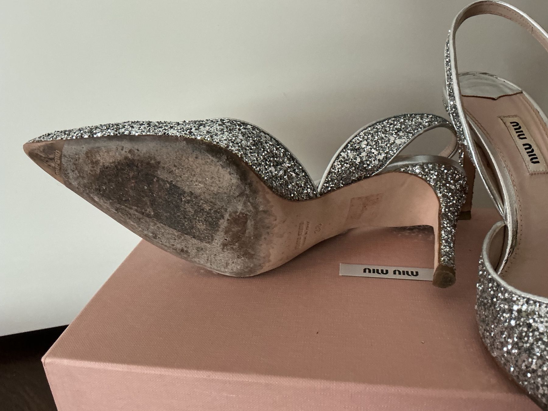 Miu Miu Scarpe da donna: MIU MIU  glitter pumps 38 – Nuovo (secondo la descrizione) da Basel venduto da 18Inspiration 5