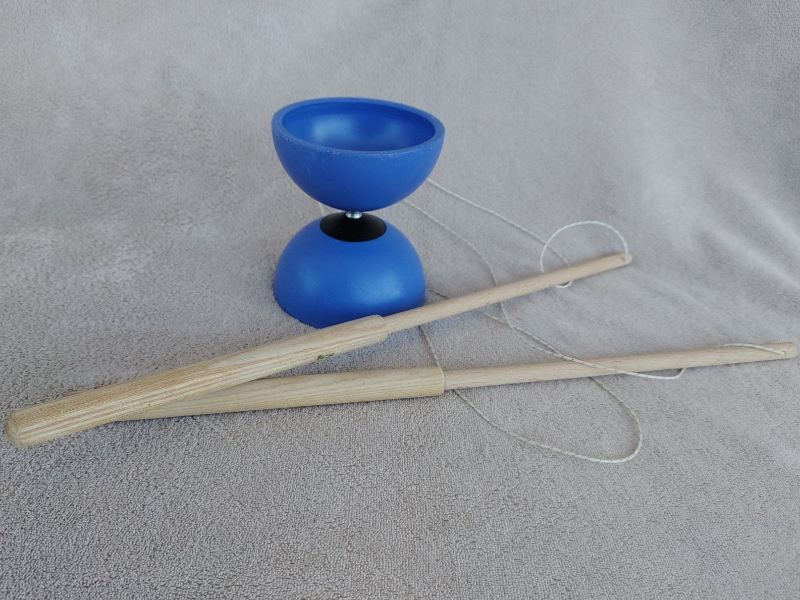Giochi: Diabolo Jonglierset – Usato da Strengelbach venduto da Phorensic_30 1