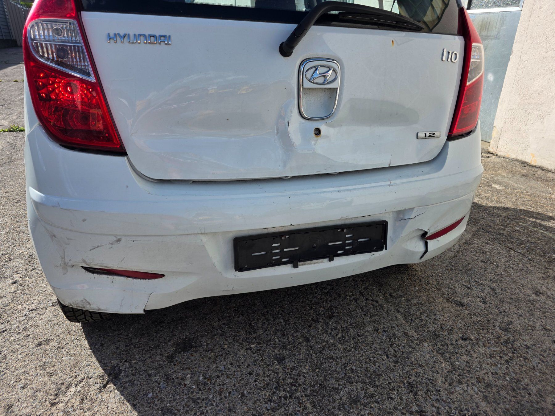 Hyundai Automobili: Hyundai i10 87500km top!!! – Usato da staffelbach venduto da del_gj7b 4