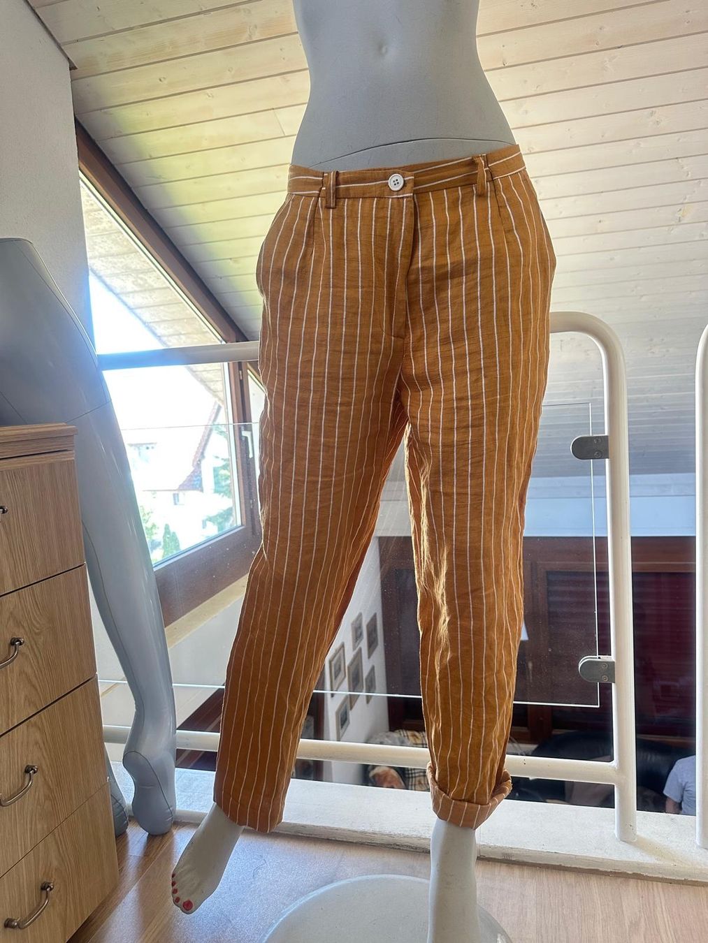Pantaloni: Leinenhose von VICOLO – Usato da Neuhausen venduto da Lechasseur