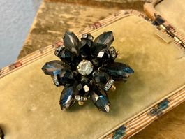 ART DECO BROSCHE MIT GABLONZER STRASSSTEINE FRANCE UM 1930