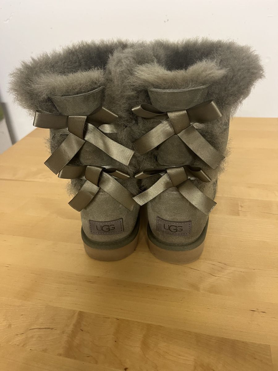Ugg Chaussures femmes: Ich – Neuf (Voir description) à Brugg AG par Ljubinka0410