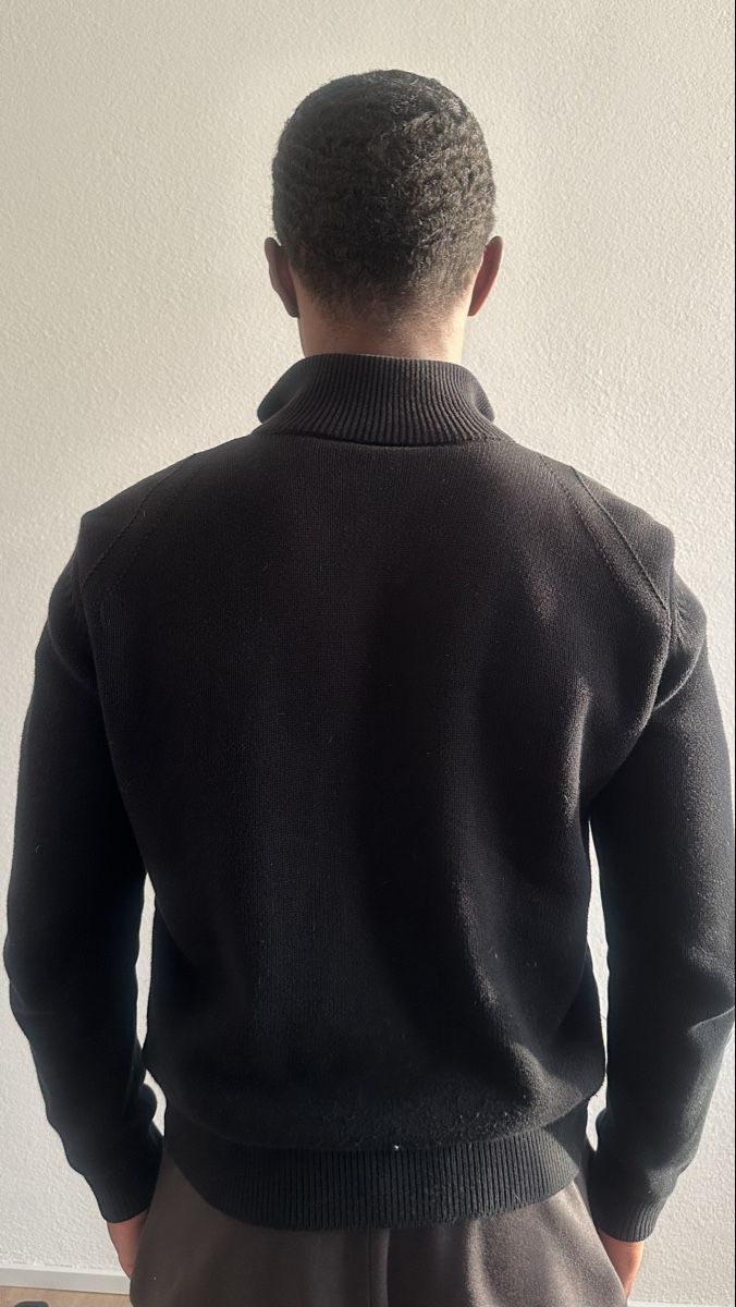 Moncler Giacche: Moncler Cardigan Schwarz – Usato da Kloten venduto da jahrellnicholai 3