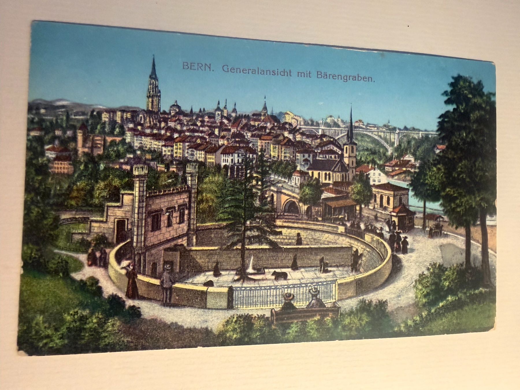 Cartoline postali: BERN - Generalansicht mit Bärengraben - Ansichtskarte – Usato da Tegerfelden venduto da siebenmacky