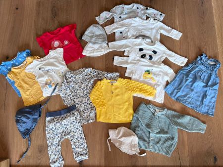 Kleiderpaket Gr. 62 Frühling/Sommer
