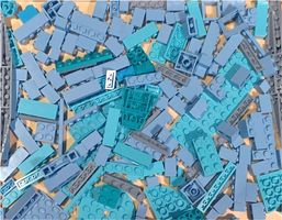 LEGO 150 Verschiedene Blaue Teile -F20
