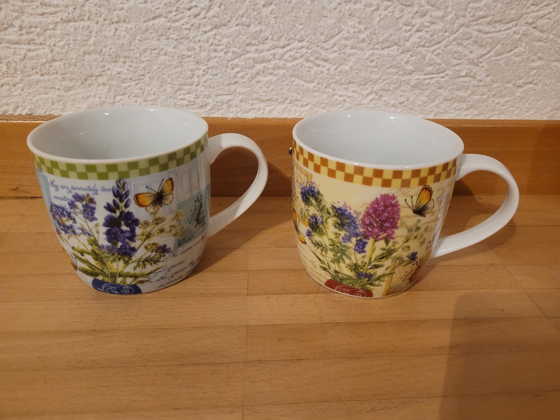 Tazze: 2 vintage, shabby Tassen, Mugs – Nuovo (secondo la descrizione) da Bern venduto da grisu_79