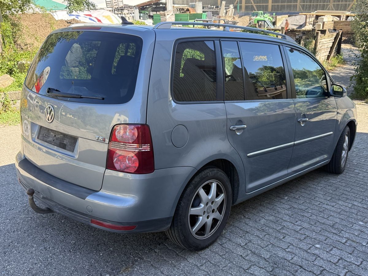 VW Automobili: VW Touran  – Usato da St.Gallen venduto da nouah 5
