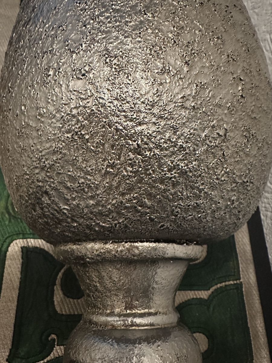 Globus Vasi & Recipienti: Statement Silver Vase | Overseas Find | CHF 165 – Usato da Zürich venduto da Souljunic 2