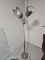 Stehleuchte 3-armig (verstellbar) grau Metall, guter Zustand