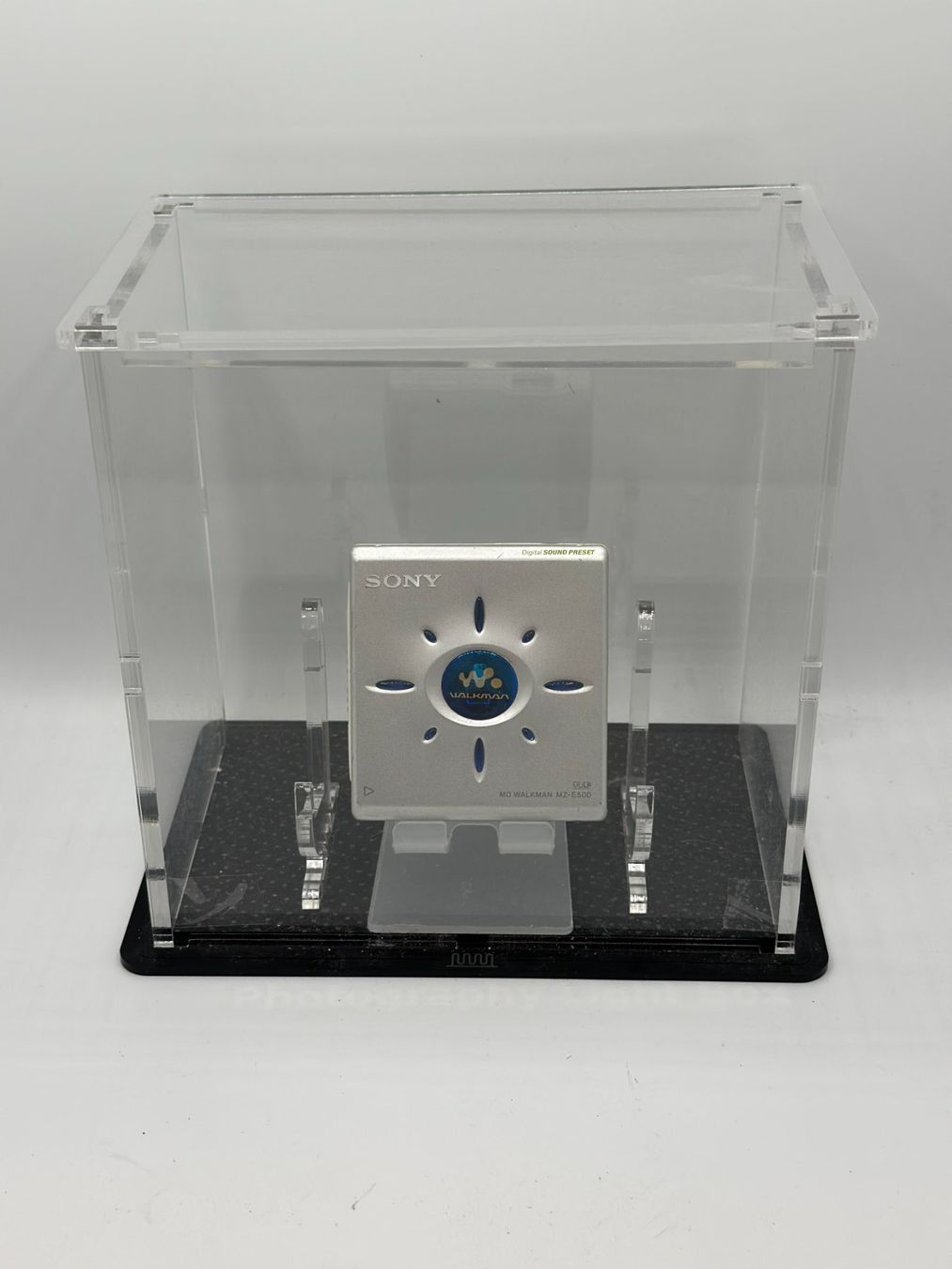 Sony Minidisc: Sony MZ-E500 Minidisc - Engine working but don't read MD – Difettoso da Genève venduto da inc_9vgv