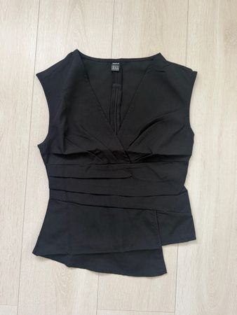 Damen Top Shein schwarz ärmellos asymmetrisch Grösse XS