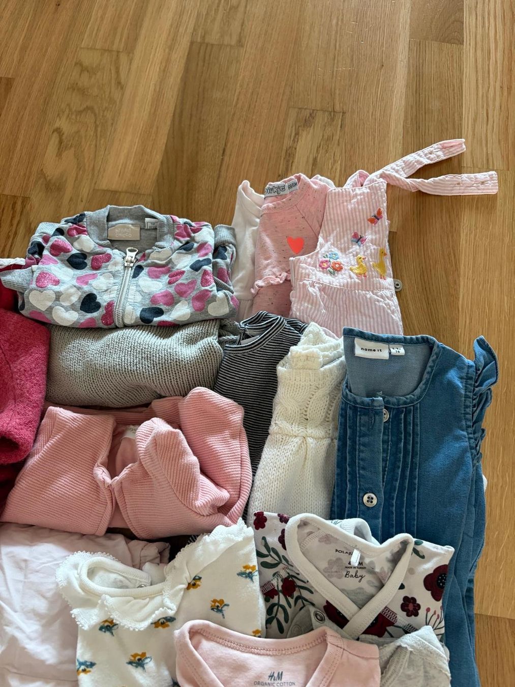 Lotti & Set di vestiti: Kleiderpaket Mädchen 3-6 Monate – Usato da Cham venduto da WFRRichter 2