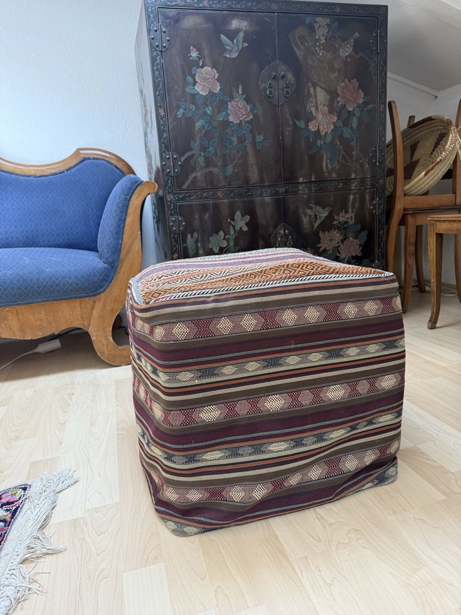 Sgabelli:  Vintage Hocker/Sitzhocker im Ethno-Stil – Usato da Rudolfstetten venduto da sophaziz