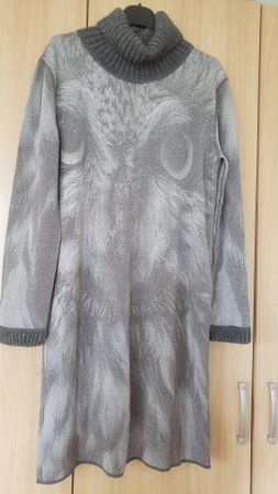 Marc Cain Kleid mit Eulenmuster, M, neu -Ukraine Spende