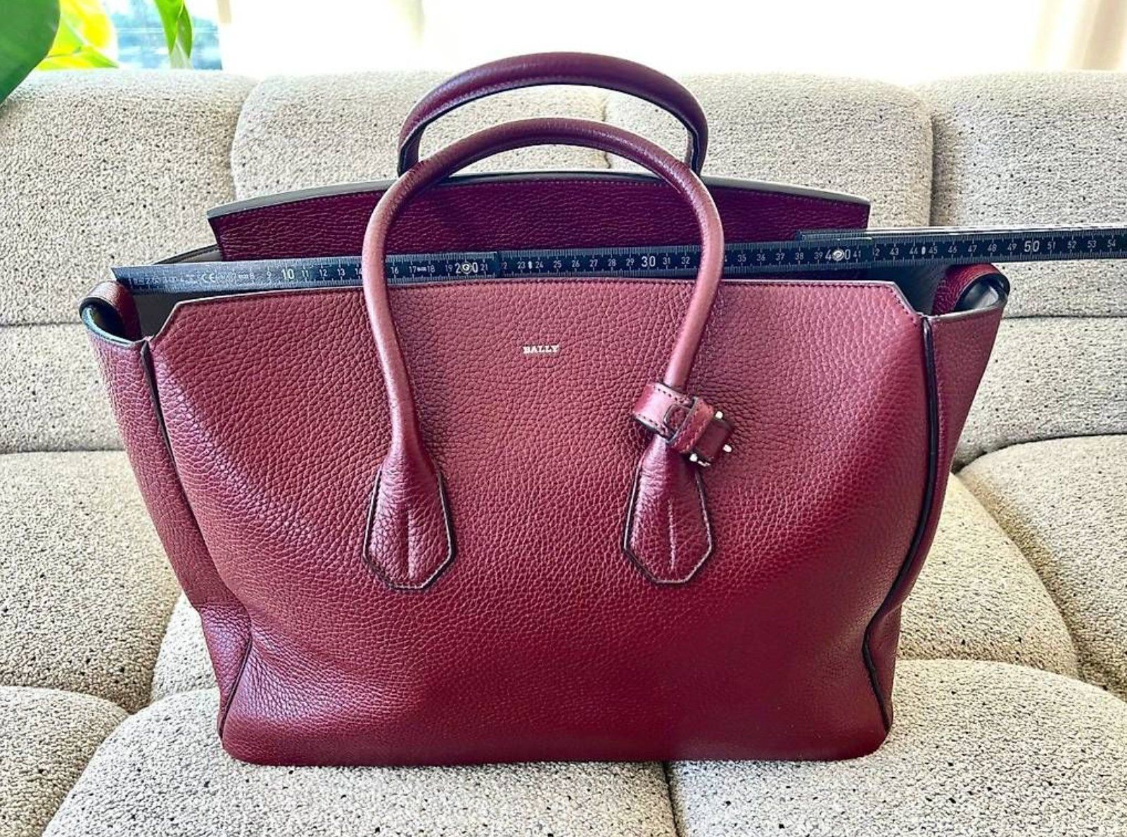 Bally Borse: BALLY Sommet Large Designertasche NEUWERTIG – Nuovo (secondo la descrizione) da Zürich venduto da Magali018 1