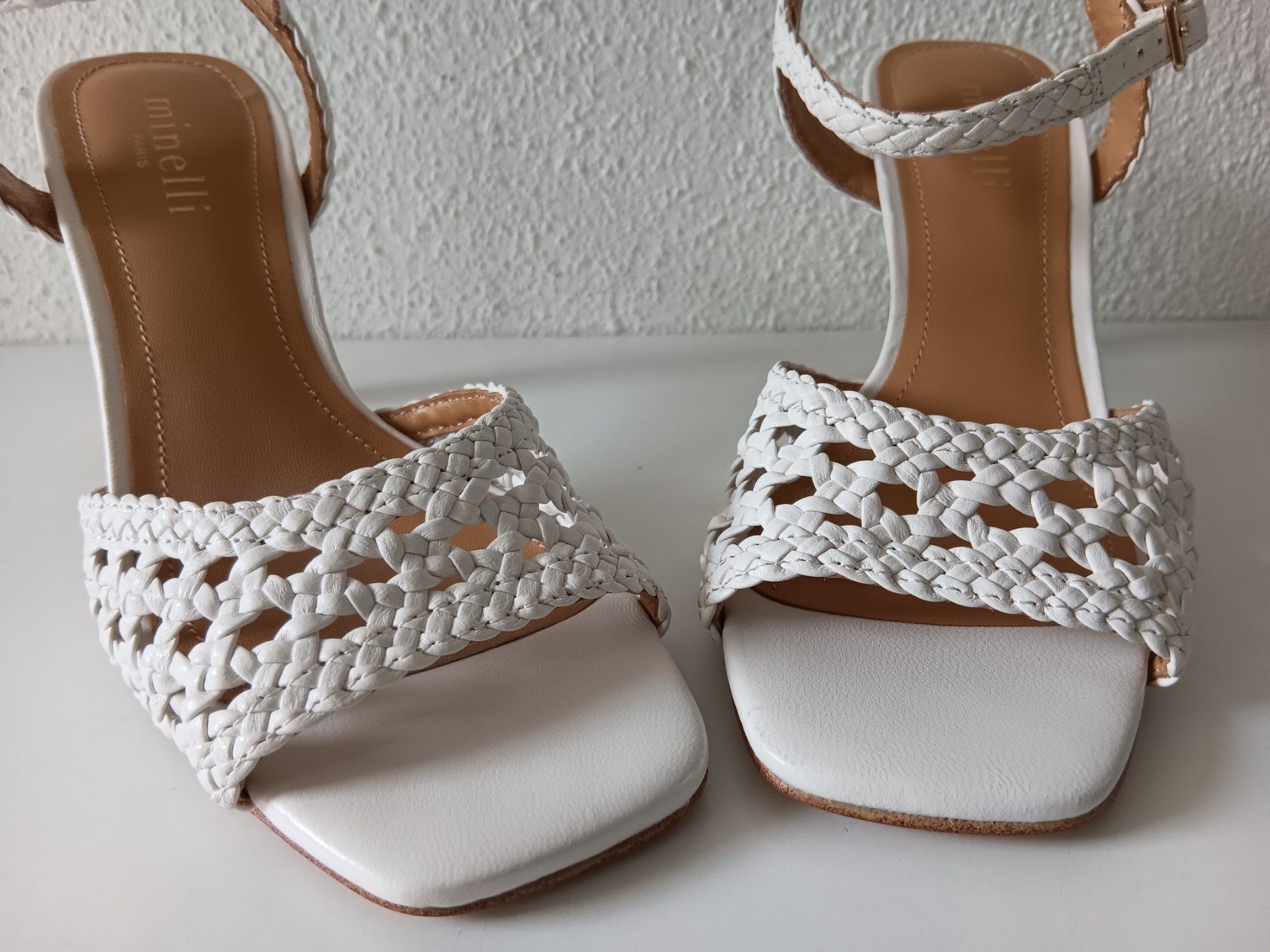 Scarpe da donna: MINELLI Sandales / Sandalen pointure / Nummer 36 – Usato da Cossonay-ville venduto da Super-Price-Quality 4