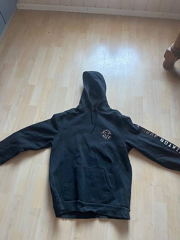 Maglioni & Felpe: Brixton Hoodie ? schwarz ? Größe M – Usato da Spiez venduto da pas_529d