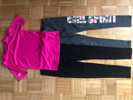 2 Sport-Leggins H&M + UPF Shirt Tribord Grösse 134 - P 3.40