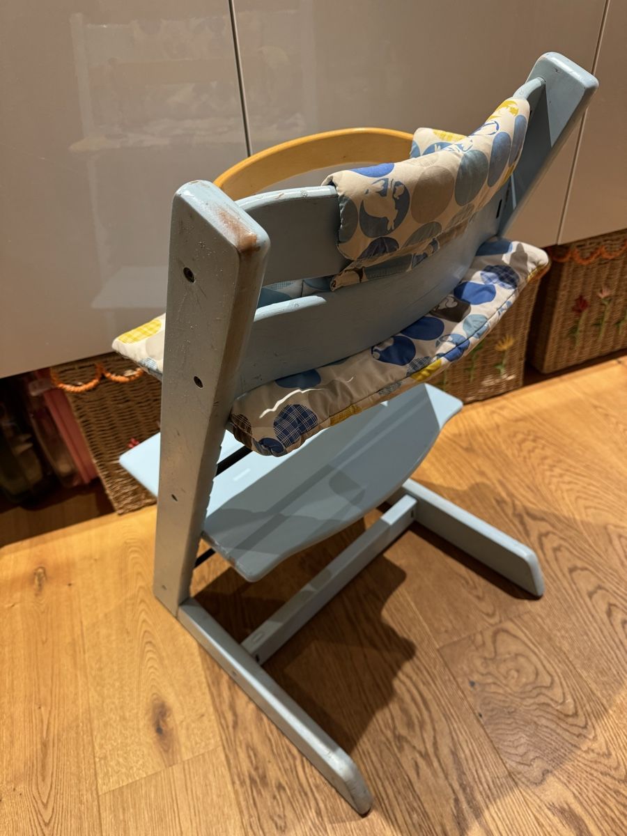 Stokke Seggioloni: Stokke Tripp Trapp Hochstuhl hellblau - Versand möglich – Usato da Neuhaus SG venduto da chinderegge 4