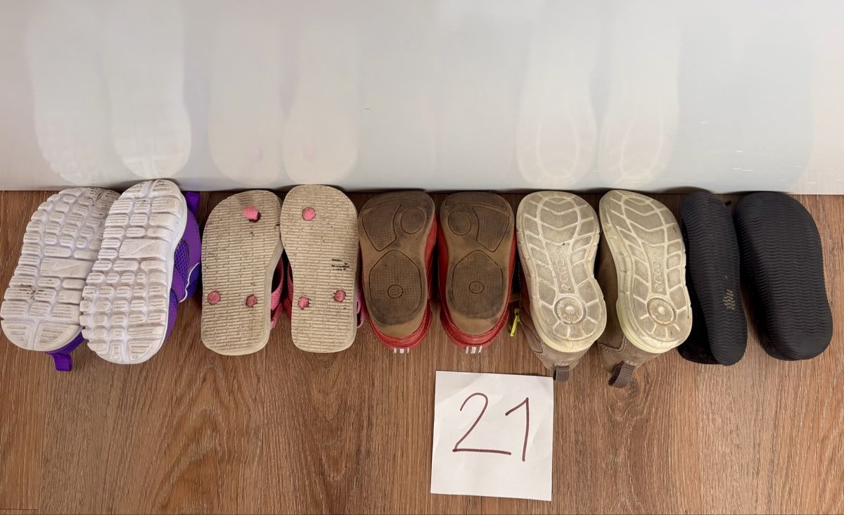 Scarpe per ragazzi: Babyschuhe - 5 Paare, Gr. 21!!! – Usato da Einsiedeln venduto da sum_xm7z 1