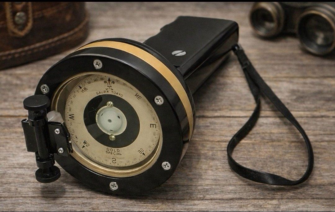 GPS & Messgeräte: Hand Bearing Compass HB-65G Gold Special – Gebraucht aus Niederbipp von kevintifu20