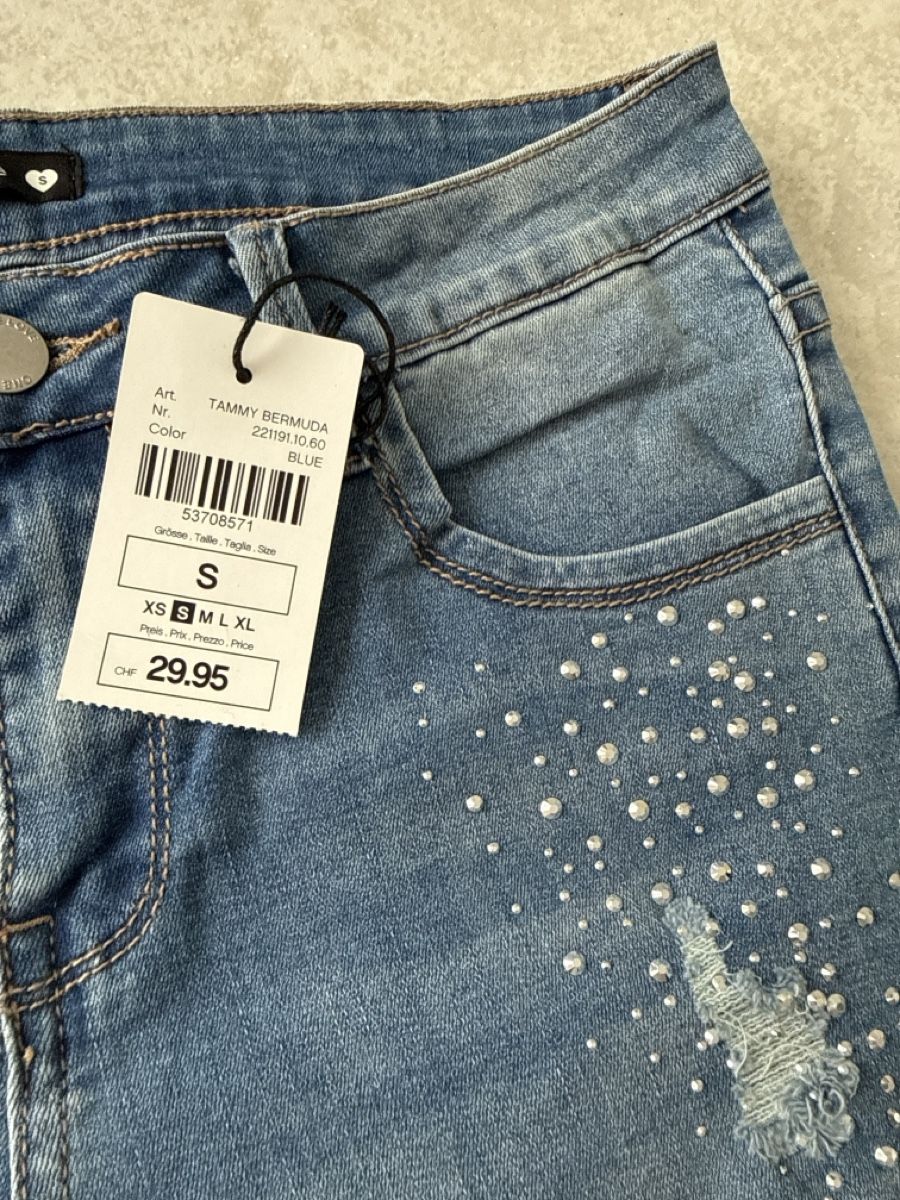 Pantaloni: NEUE Short Gr.S, Stretch. NP29.95Fr. – Nuovo e nell'imballaggio originale da Waltenschwil venduto da lina-04 1