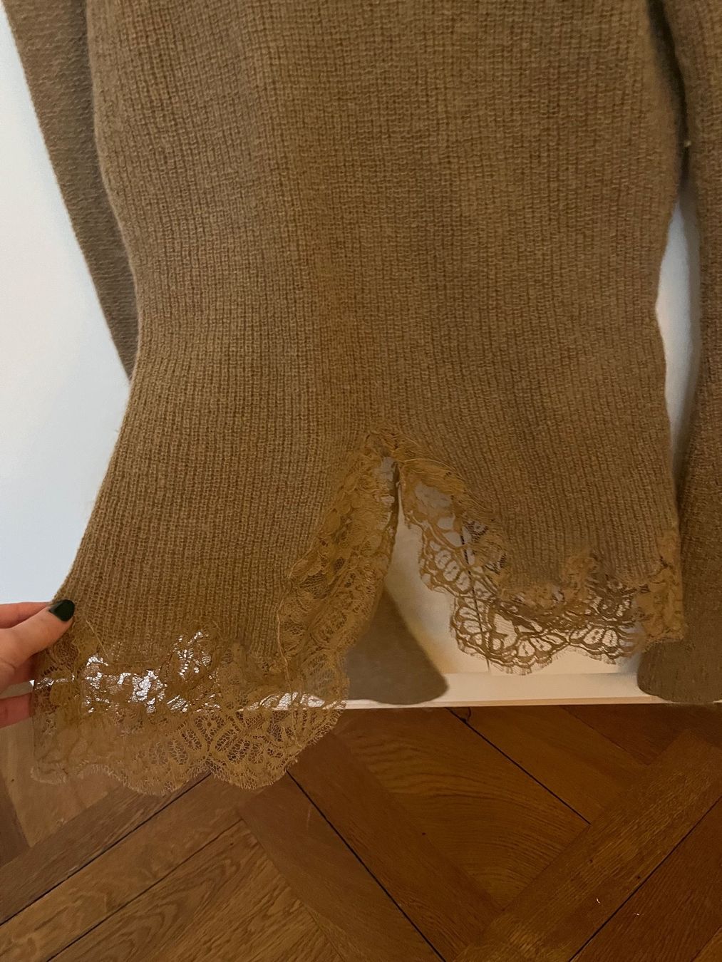 Givenchy Maglioni & Felpe: Damen Givenchy Pullover mit Spitzendetails aus Mohairwolle – Nuovo (secondo la descrizione) da Meilen venduto da Emma_321 4