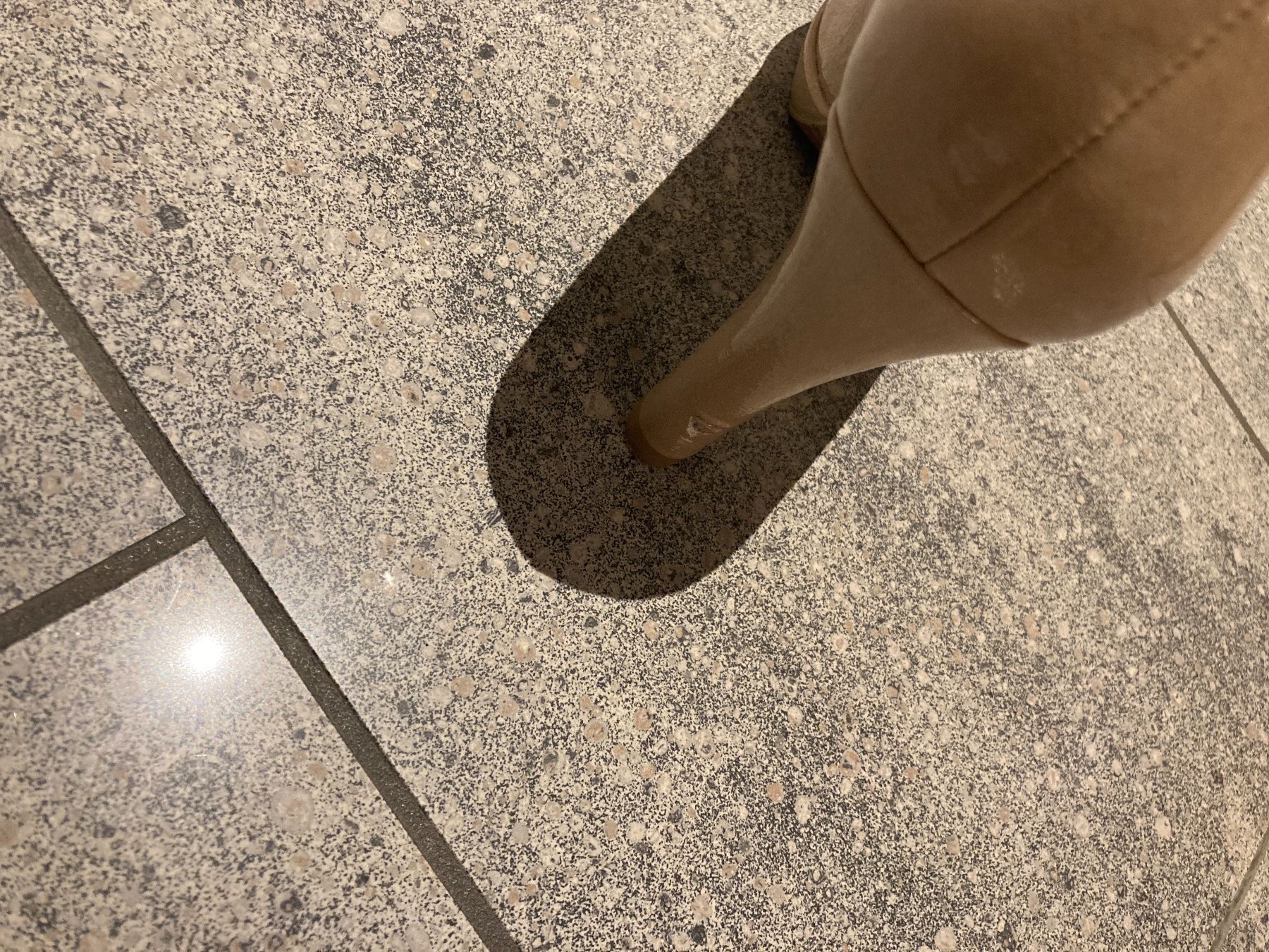 Scarpe da donna: high heels beige/sand/nude gr 37 – Usato da Fislisbach venduto da secondhandF 1